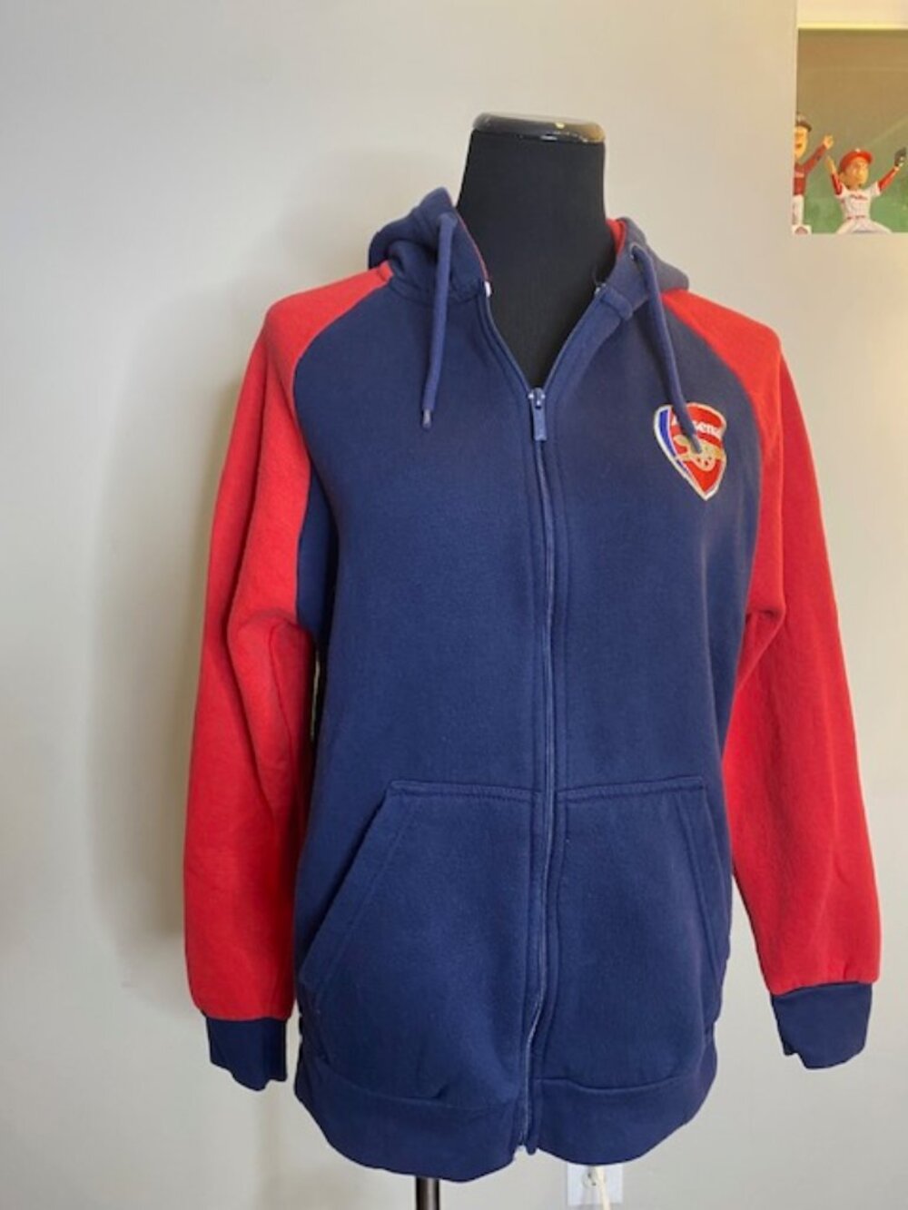 Arsenal Zippered hoodie Size Small